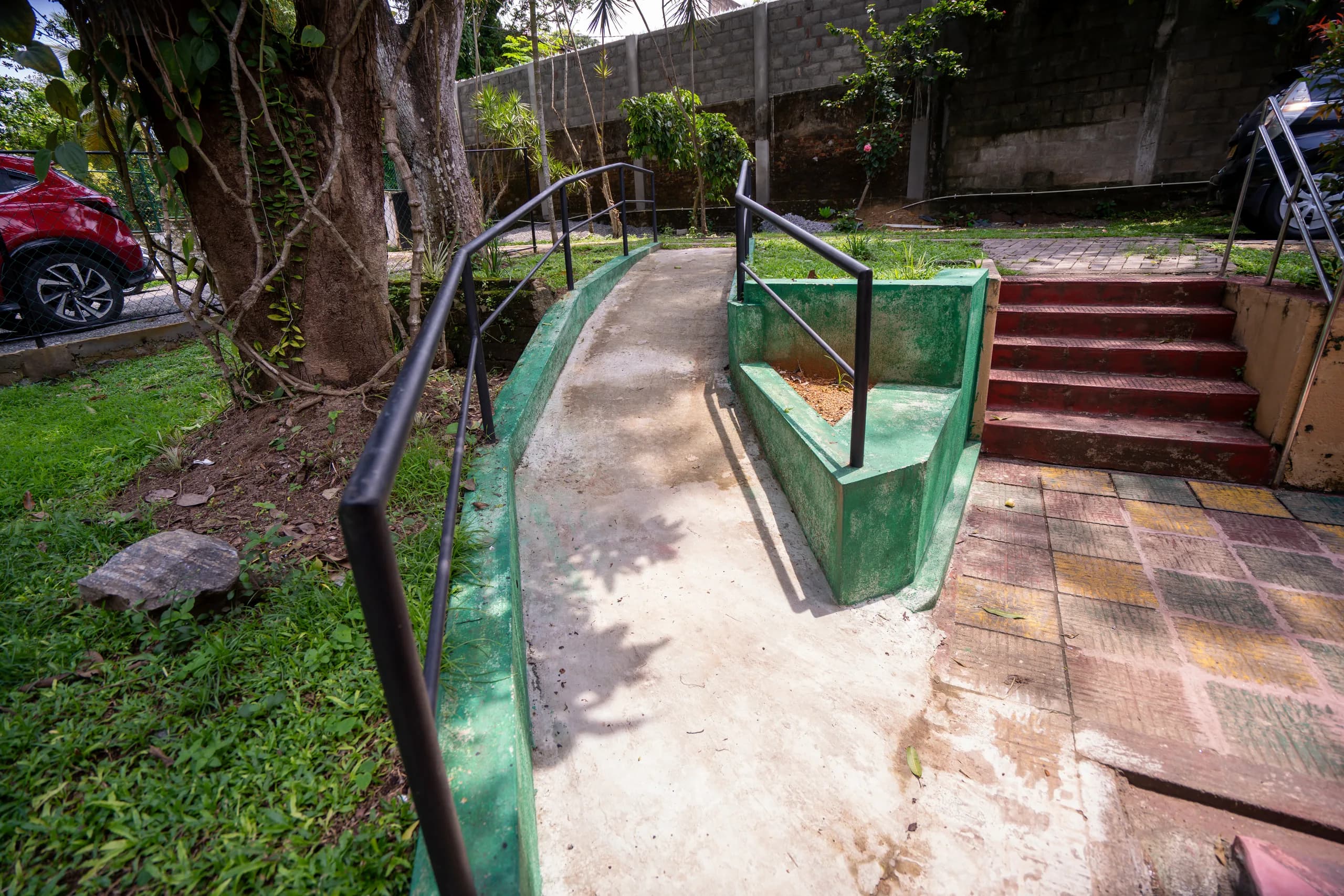 Accessible outdoor entrance ramp
